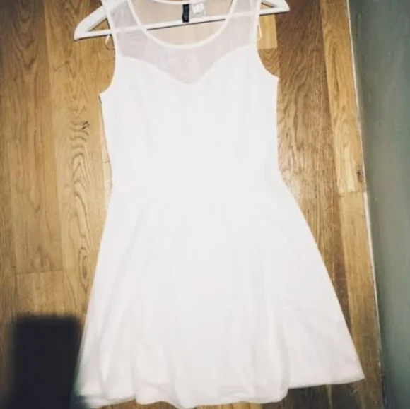 Topshop Boho White Skater Dress from Mauritius - Picture 3 of 4